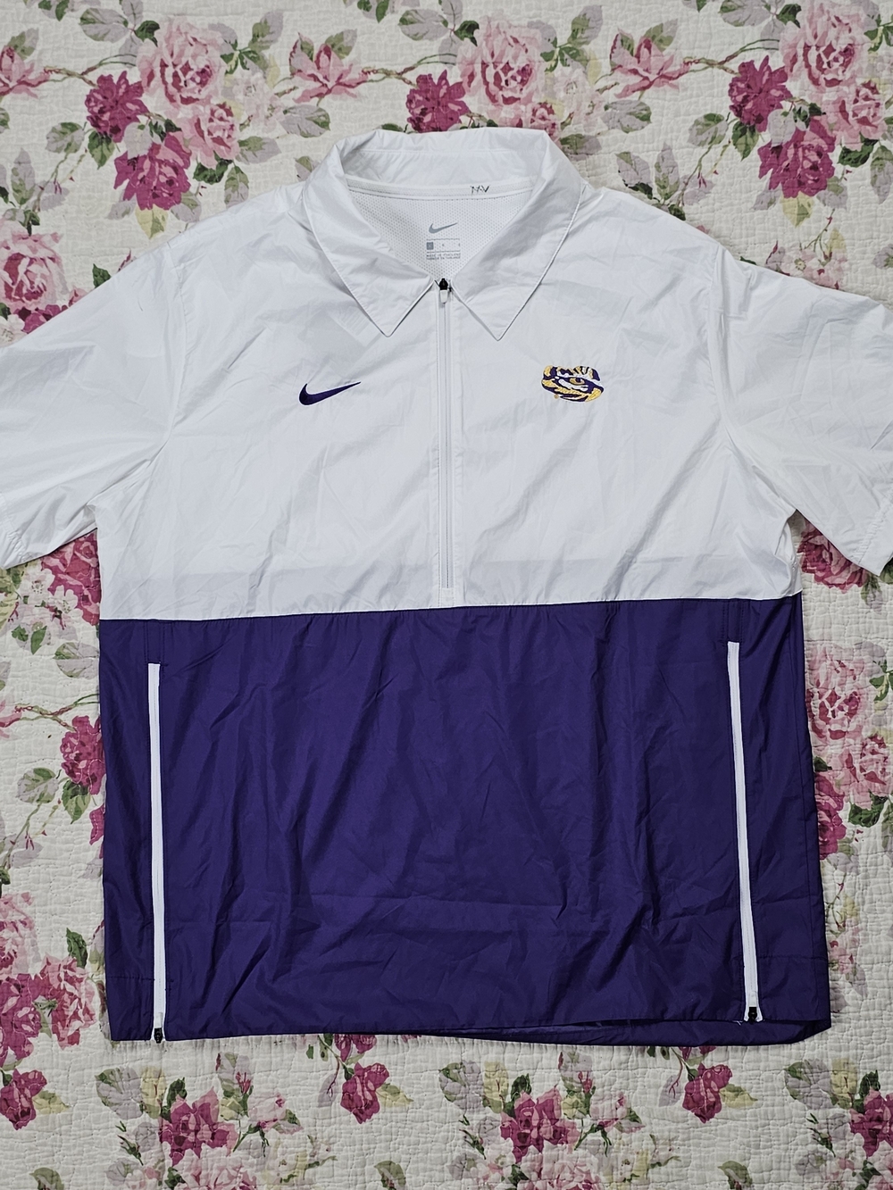 NWT Nike LSU Tigers Football Sideline Short Sleeve Windbreaker LARGE Polo Style